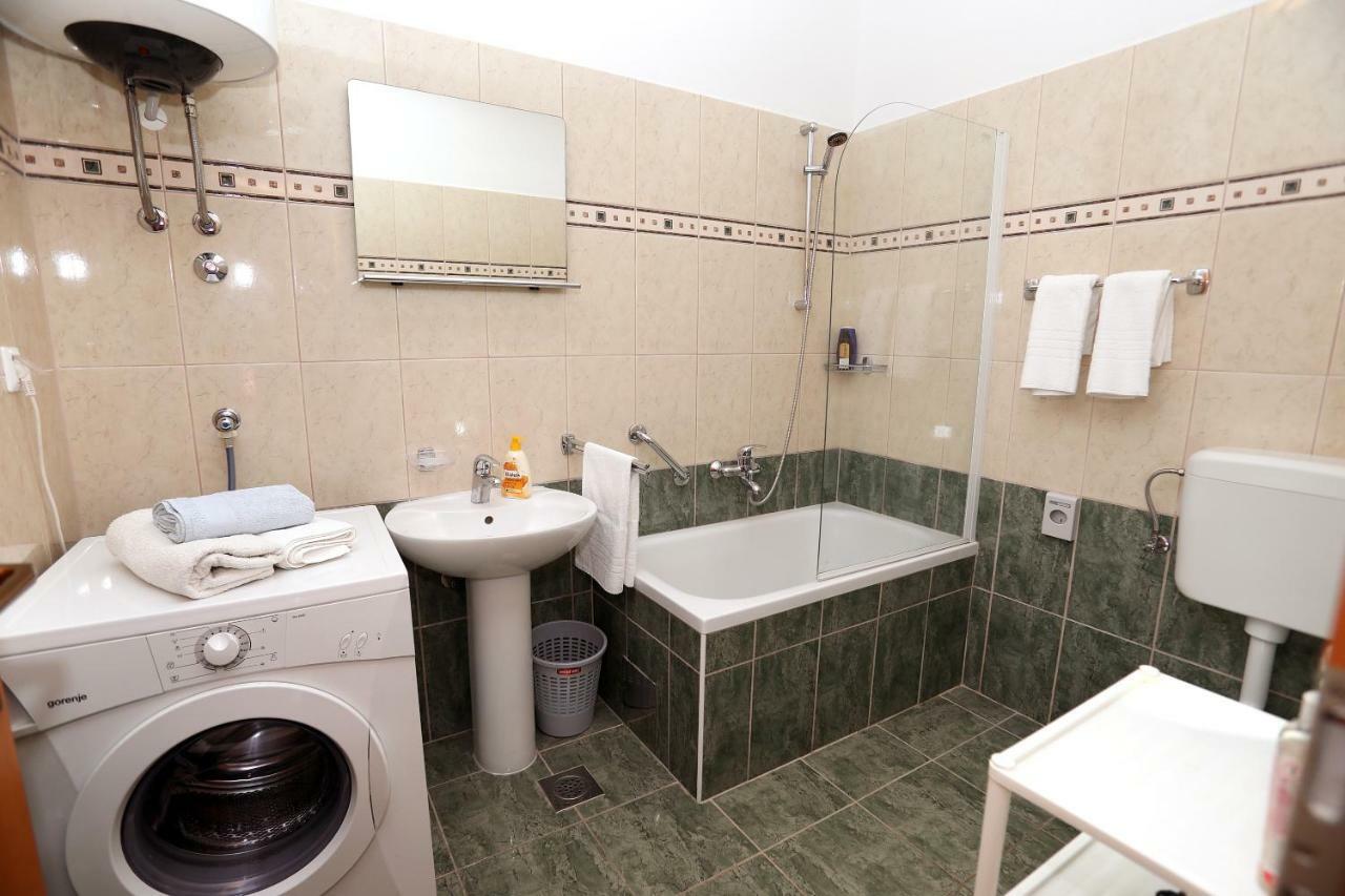 Apartment Mavarcica โตรกีร์ ภายนอก รูปภาพ